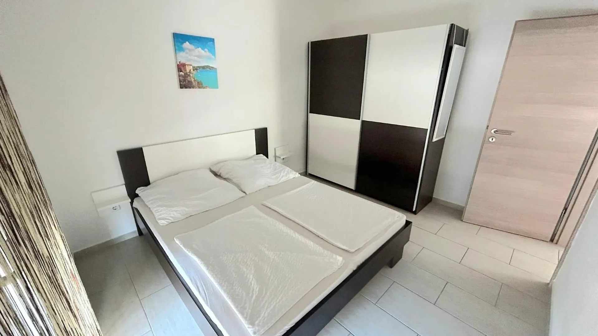 Apartments Adria Vir Croatie